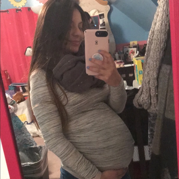 About me 💗 - Picture 2 of 5